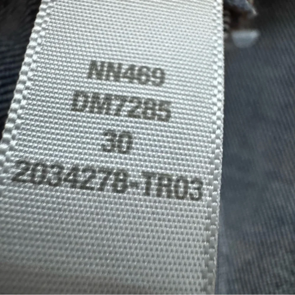 Madewell Mid Rise Kick Out Crop Jeans in Luana Wash Seam Edition Size 30 - Picture 11 of 14